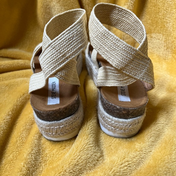 Steve Madden Women's Kimmie Wedge Sandal-so comfortable - Picture 5 of 15